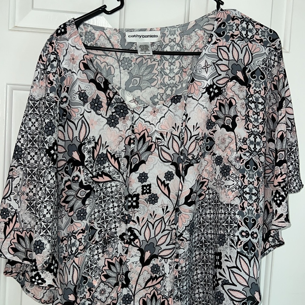 Blouse - Picture 2 of 7